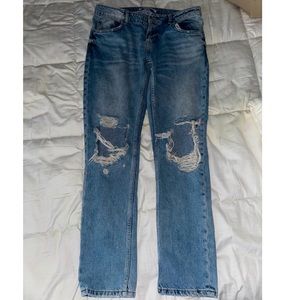 Zara distressed denim jeans size 28